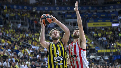 F.Bahçe ilk maçında Olympiakos'u yıktı!