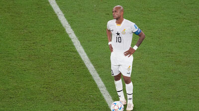 Andre Ayew yeniden imzaladı!