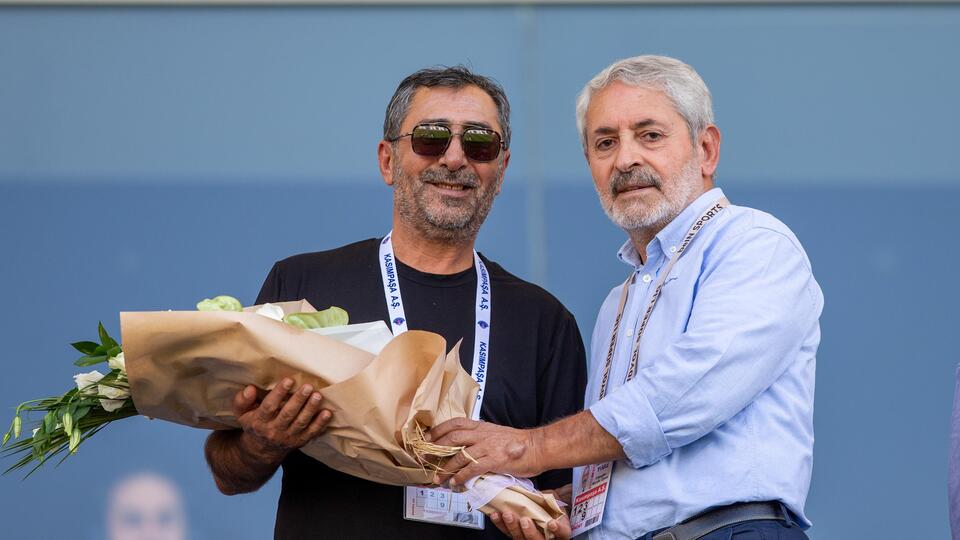 Kasımpaşa'dan Bodrum FK'ya çiçek