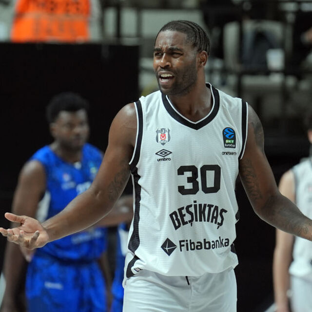 Beşiktaş-Hapoel maçı Belgrad'a alındı!