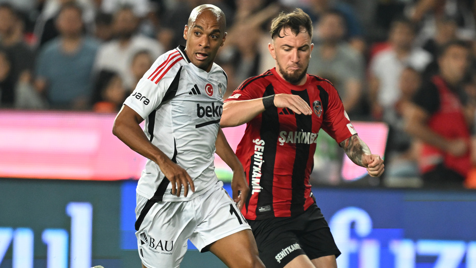 Beşiktaş son dakikada yıkıldı!