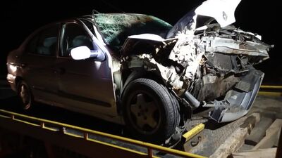 Kamyonla otomobil çarpıştı! Karı-koca öldü