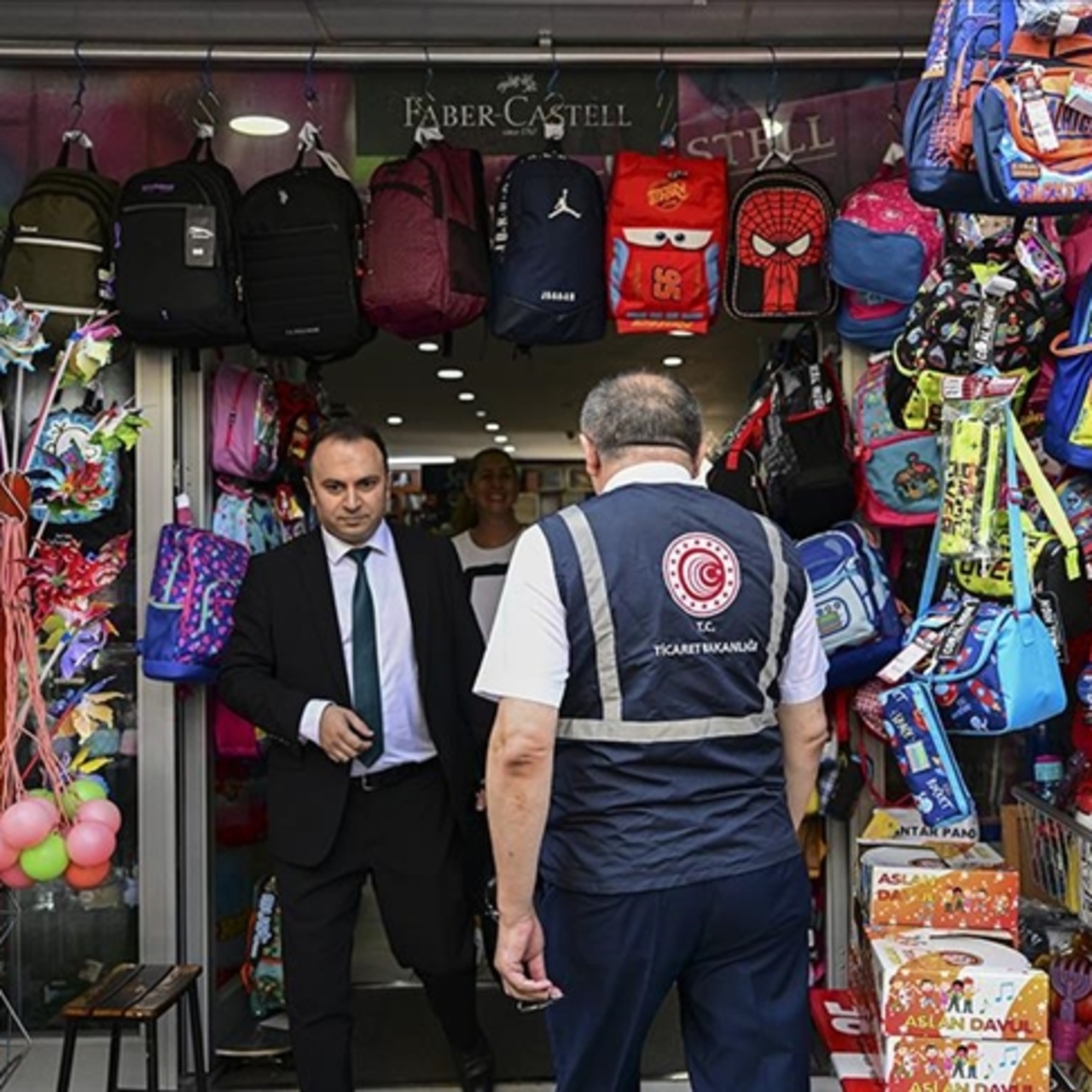 Fahiş fiyat artışlarına ceza yağdı