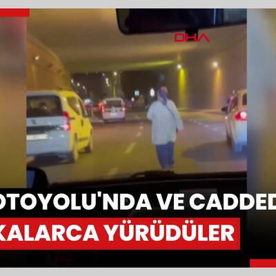 Sultangazi TEM Otoyolu'nda ve caddede trafiğe aldırış etmeden dakikalarca yürüdüler