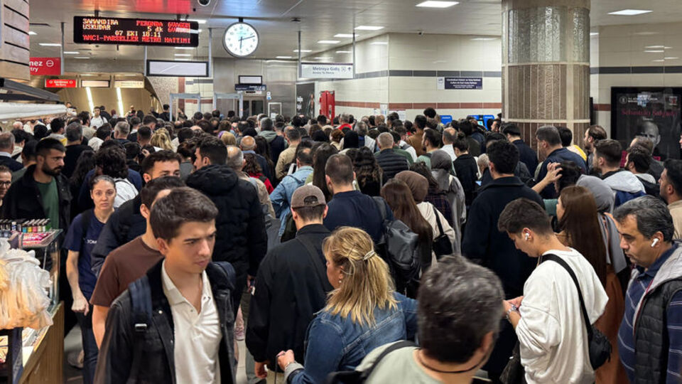 Üsküdar-Samandıra Metro Hattında yoğunluk yaşandı