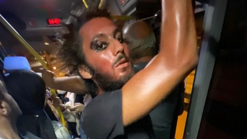 Kız öğrencileri taciz etmişti! Sıcak gelişme!