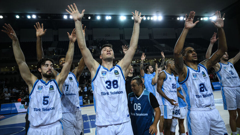 Türk Telekom'dan EuroCup'ta 3'te 3!