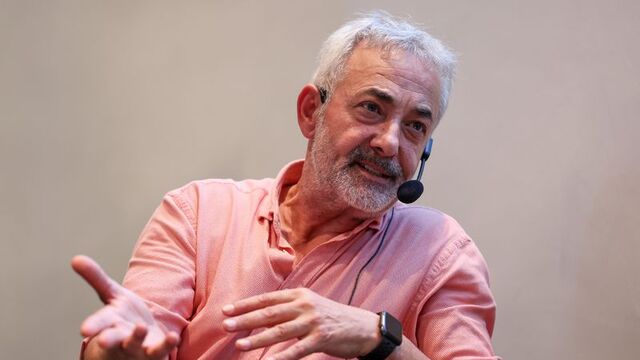 Aslantuğ'dan öz eleştiri