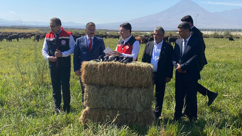 "Üreticilerimize uygun maliyette hayvan temini sağlayacağız"