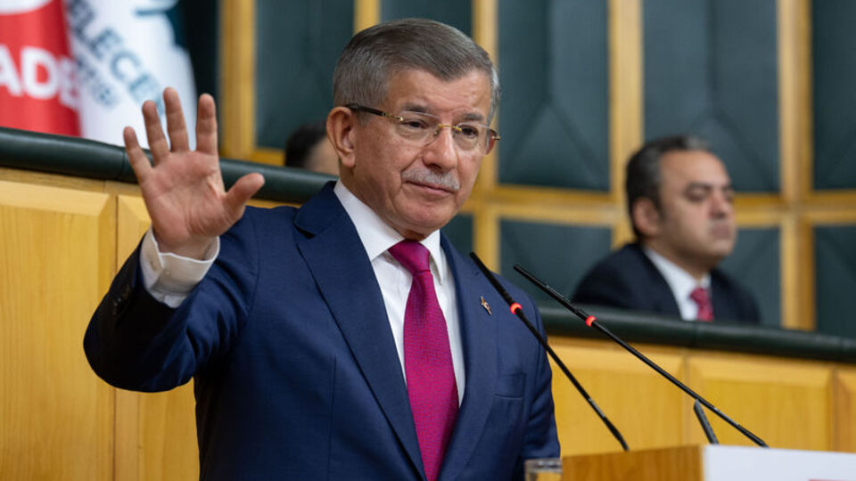 Davutoğlu'ndan bir araya gelme çağrısı