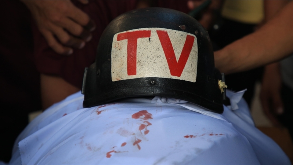 İsrail saldırısında foto muhabiri öldü