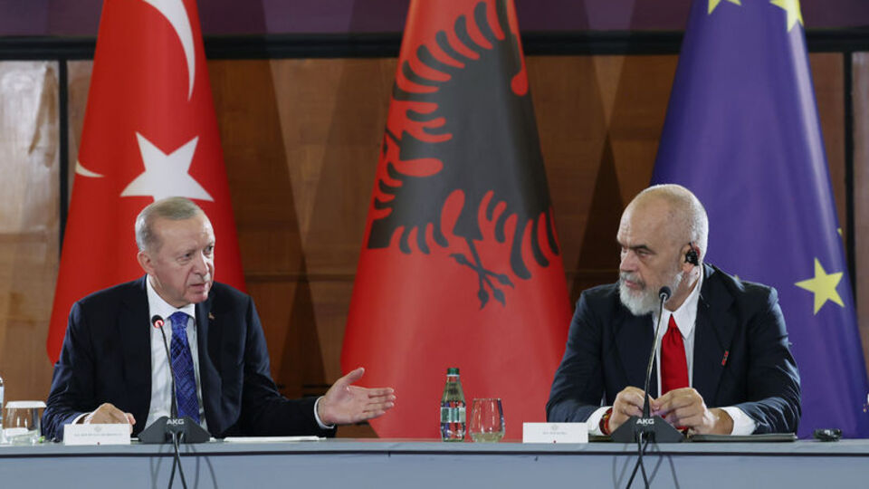 "İsrail'e gerekli uluslararası baskı yapılmalı"