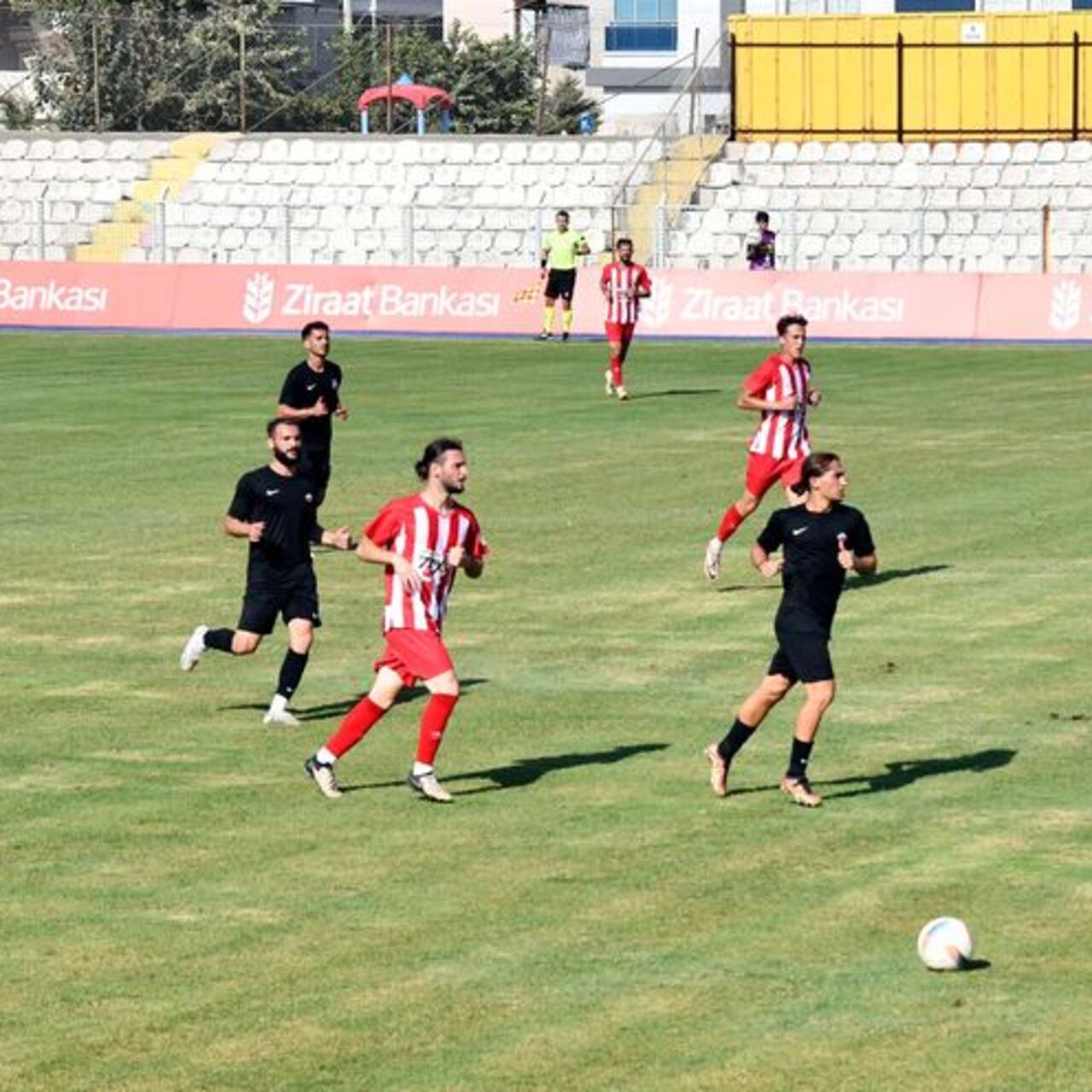 Kupada sahadan çekildiler!