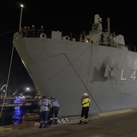 Tahliye gemileri Mersin'de