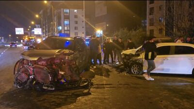 Çekmeköy'de zincirleme kaza: 3 yaralı