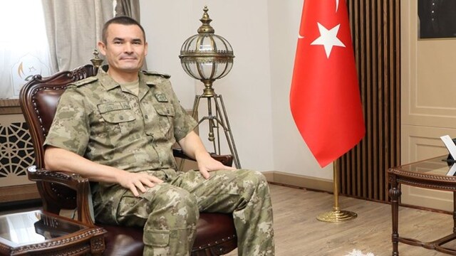 O generalin rütbesi alındı! Apoletleri söküldü!