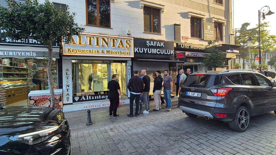 İstanbul'da kuyumcu soygunu