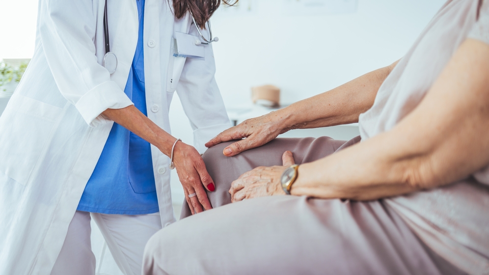 Romatizmal hastalıkların tedavisini geciktirmek ömrü kısaltıyor