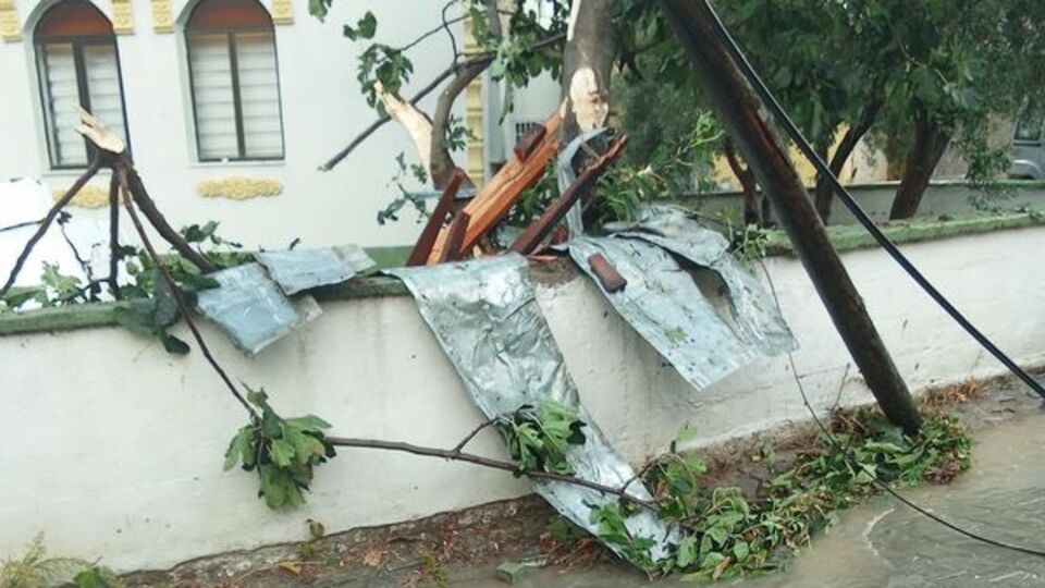 Çanakkale'de sağanak yağış