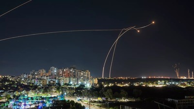 Hizbullah, İsrail'i dronla vurdu