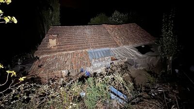 Evde ve bahçede 3 kişi ölü bulundu