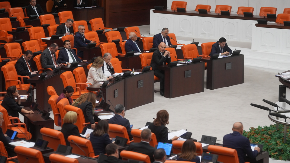 Tartışılan düzenleme komisyonda