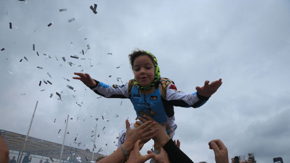 Zayn Sofuoğlu'ndan tarihi başarı!