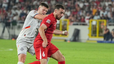 Milliler, İzlanda'da ilk peşinde!