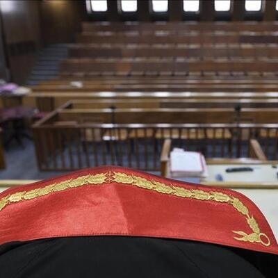 Bebekleri acile gönderip kazanç elde etmişler!