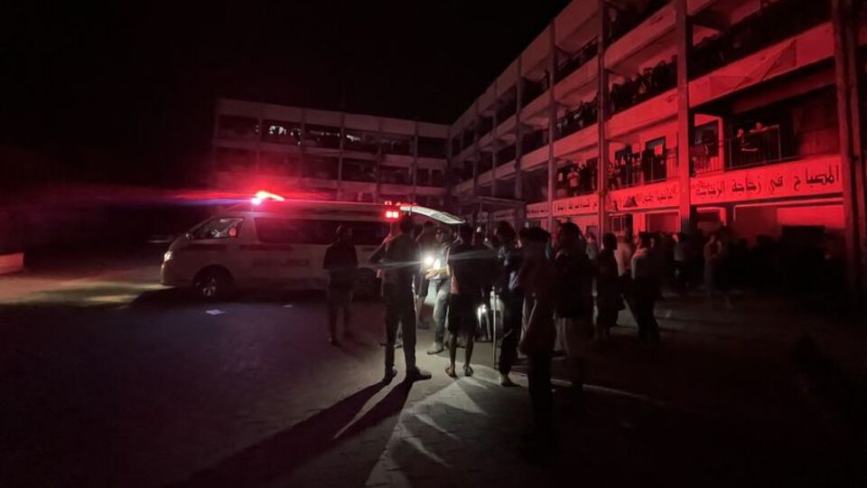 İsrail, Gazze'de sivillerin sığındığı okulu vurdu: 22 ölü, 80 yaralı