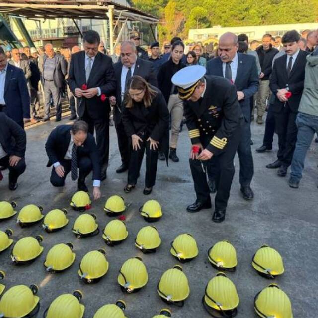 Maden faciasında ölen 43 madenci anıldı