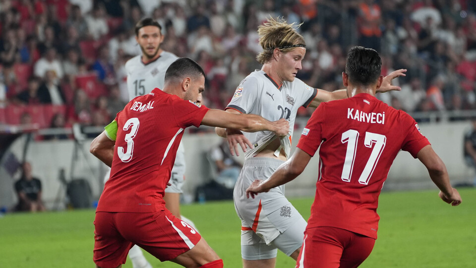 İzlanda - Türkiye maçı ertelenebilir