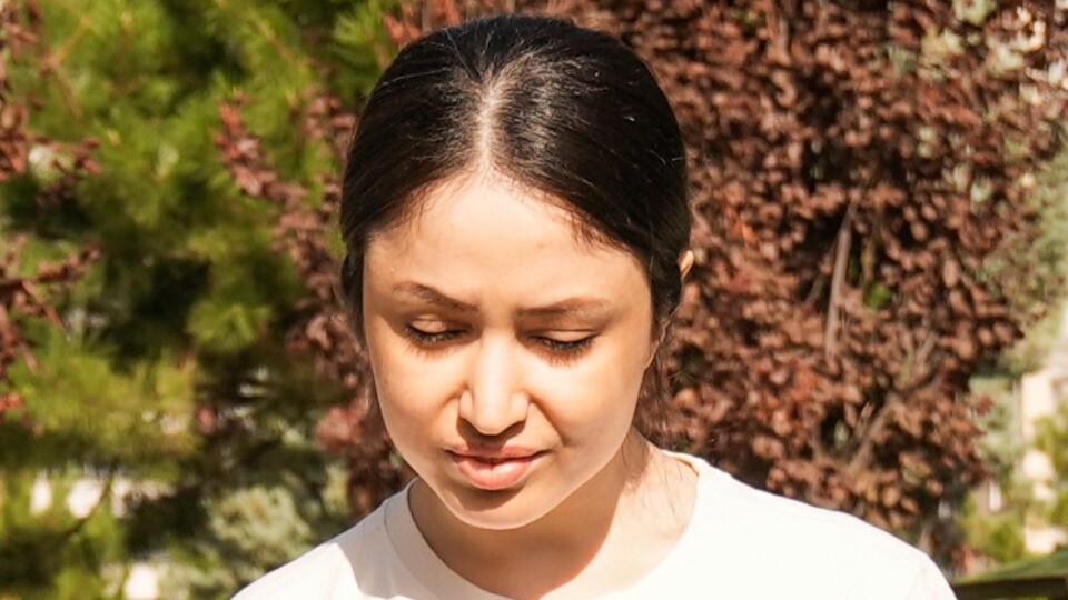 Mağdur kadınlar için şarkı yaptı