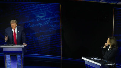 Harris'ten Trump'a ABD için "tehlikeli