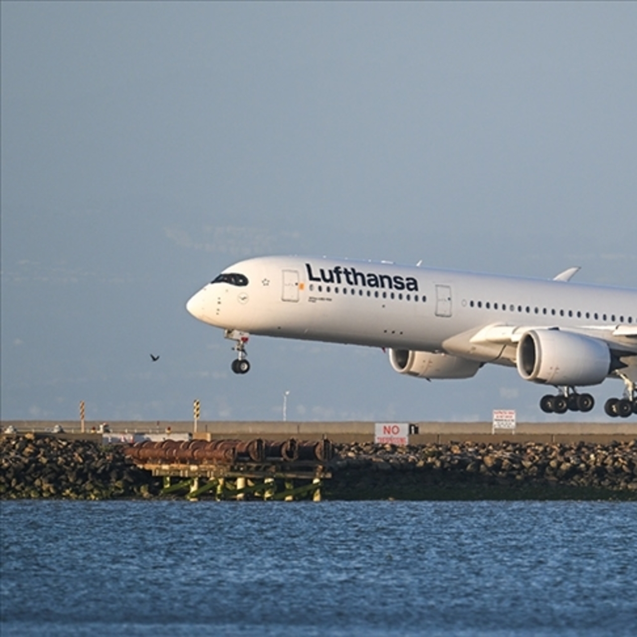 Lufthansa yahudi yolcuları uçağa almadı: Rekor ceza