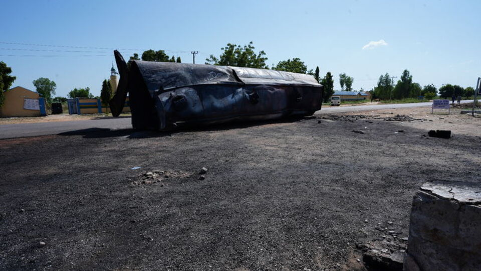 Nijerya'da akaryakıt tankeri patladı: 147 ölü