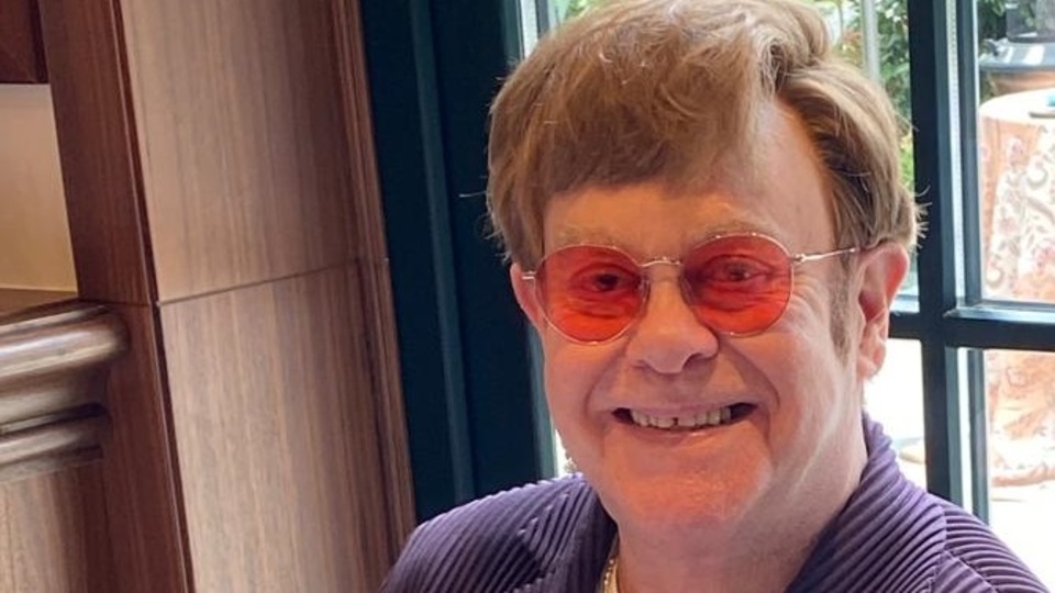 Birkaç saatliğine Türkiye'ye geldi