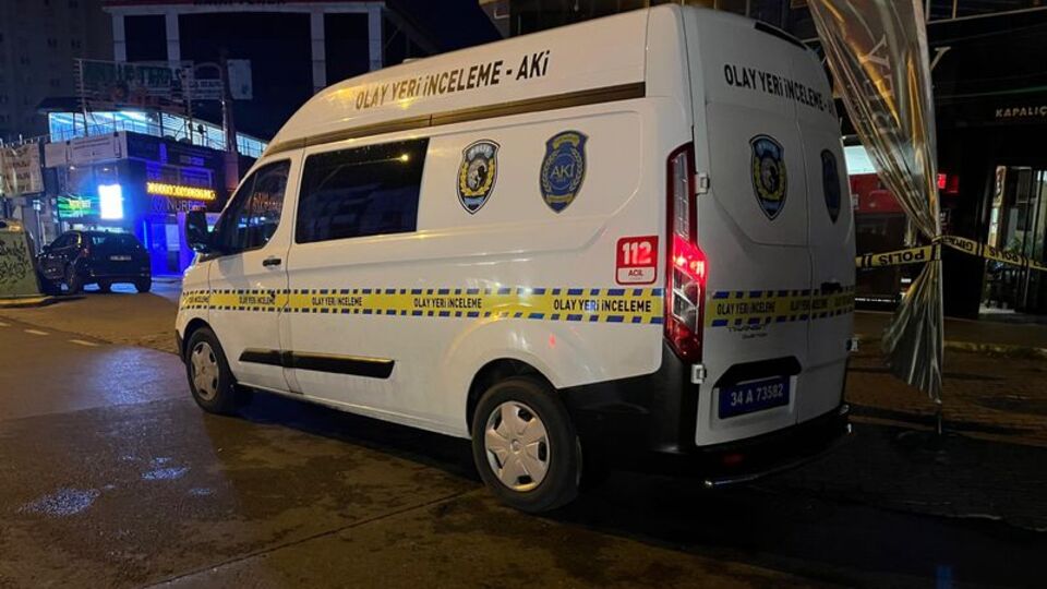 İstanbul'da kuyumcuya silahlı saldırı