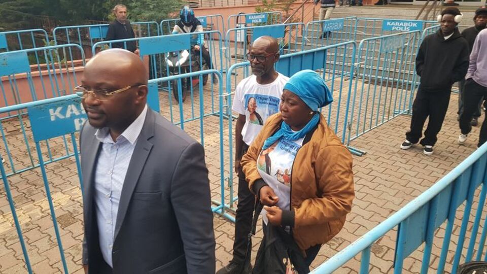 'Bir erkek niye ısrarla mesaj atar?'