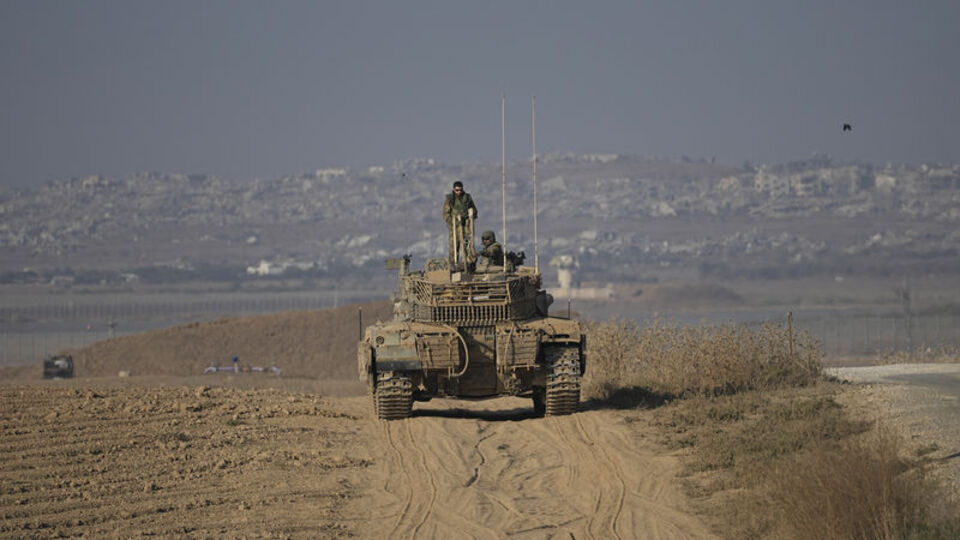 Gazze'nin kuzeyine yoğun bombardıman