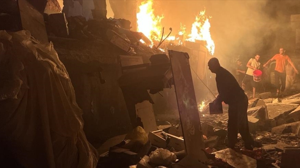 İsrail Cibaliye Mülteci Kampı'nı vurdu: 33 ölü, 85 yaralı