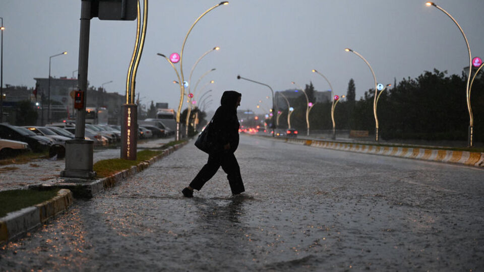Kuzeydeki iller için uyarı! Şiddetli sağanak bekleniyor