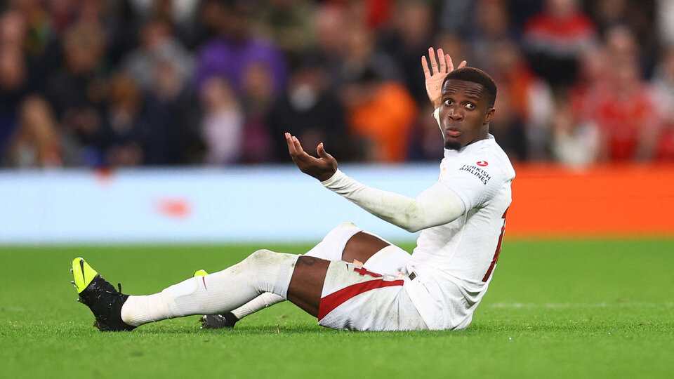 Zaha'ya şok: Kadroya alınmadı!