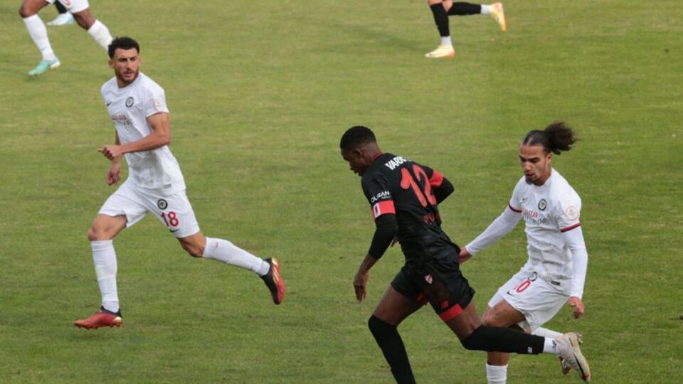 Boluspor evinde zorlanmadı!