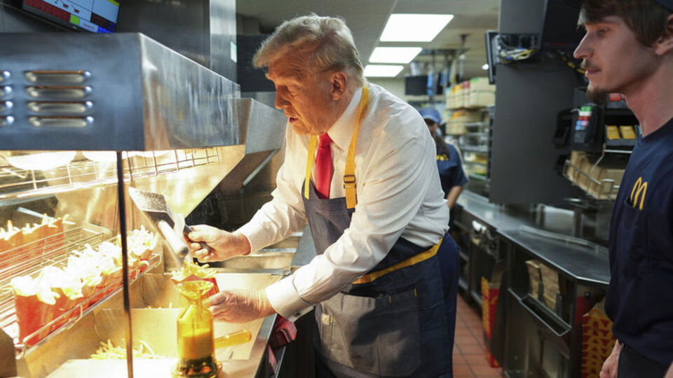 Trump fast food restoranında çalıştı