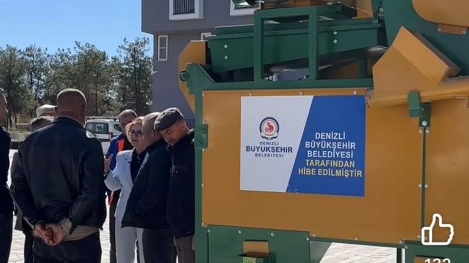 Hibe makine çiftçilere teslim edildi