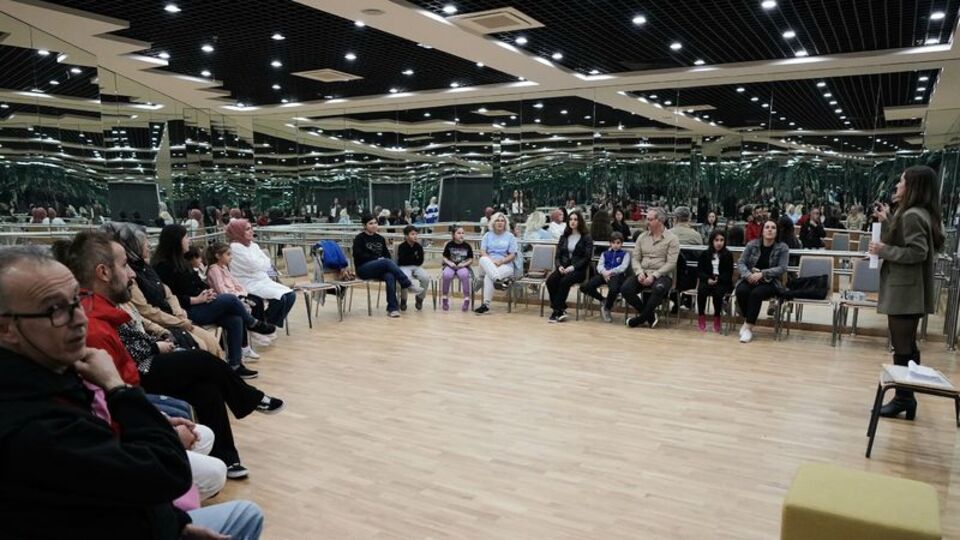 Beylikdüzü'nde "İngilizce Konuşma Kulübü"