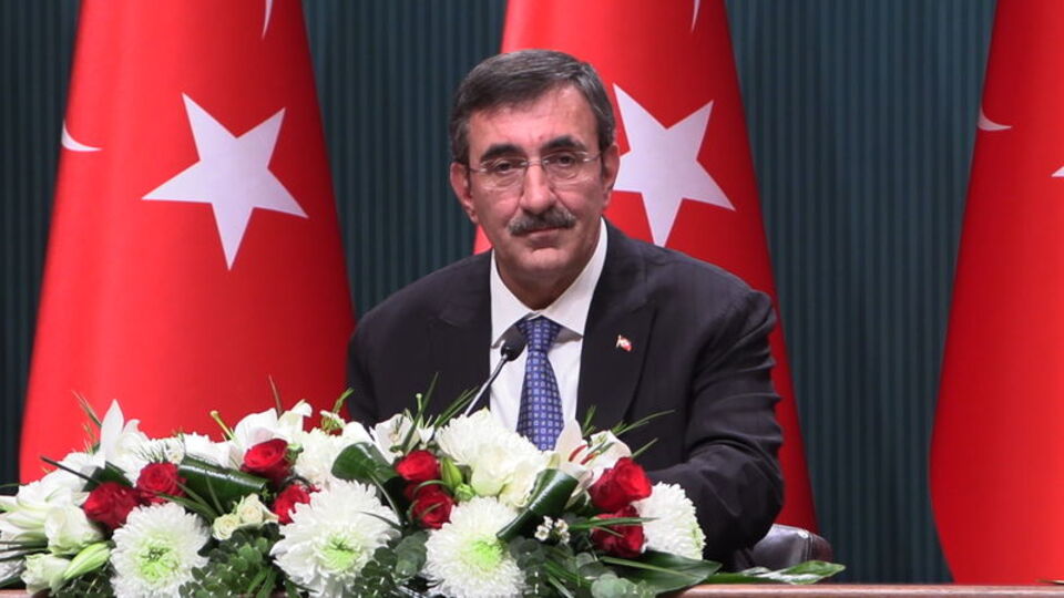 Cumhurbaşkanı Yardımcısı Yılmaz: Bütün araçları enflasyonla mücadelede kullanacağız