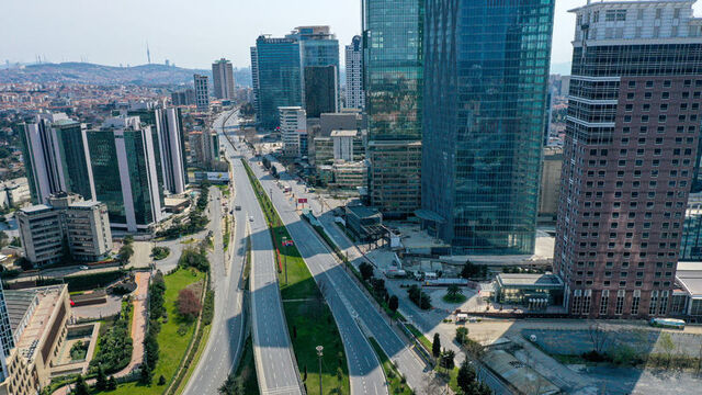 &Ccedil;ok yakın, yine de &ccedil;ok farklı