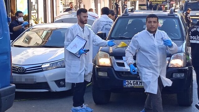 Avukattan polise çekiçli saldırı!